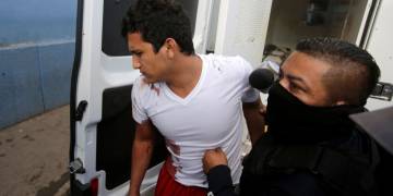16 inmates dead after outbreak of violence in Honduras prison