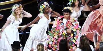 All The Ways Janelle Mone Subtly Dragged The Oscars With Her Opening Performance