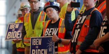 Michigan major: Joe Biden, Bernie Sanders hope to win over heart of U.S. auto industry