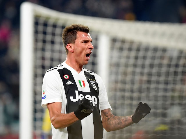 Mandzukic leaves Juventus for Qatar's Al-Duhail