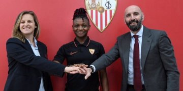 Uche Kanu completes deal with Sevilla