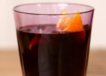 Mulled wine banned from council's Christmas event over fears it could encourage street drinkers