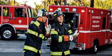 Whats On Tonight: 9-1-1 Chases A Runaway Hot Air Balloon
